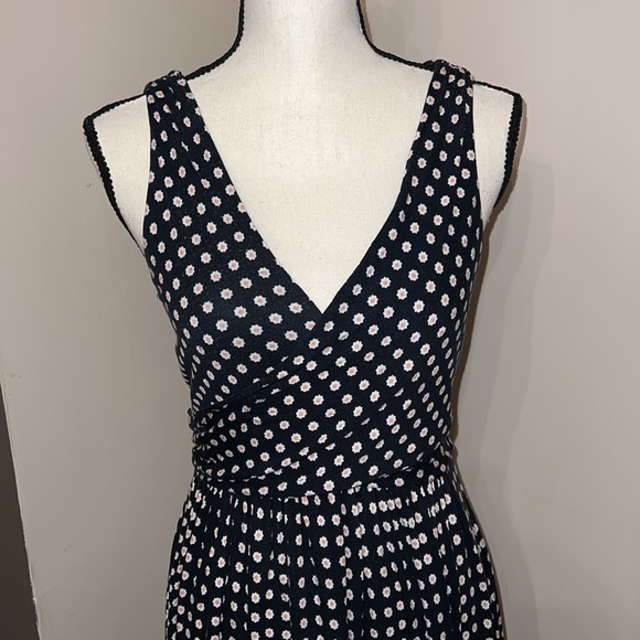 Ann Taylor Loft Dress, Dark Navy, White & Soft Peach. - Picture 3 of 10